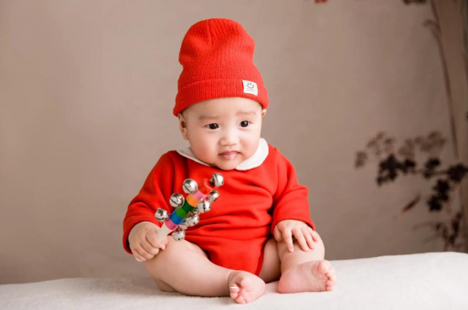 莱芜3个月宝宝翻身